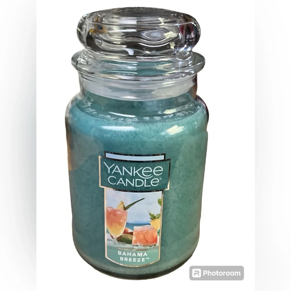 Yankee Candle Bahama Breeze 22 oz Original Large Jar Candle